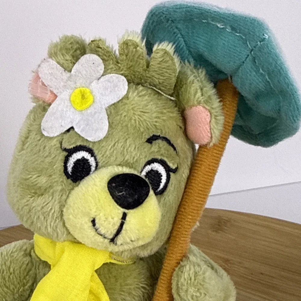 Yogi Cindy Bear Plush Green Hanna Barbera Girlfriend Umbrella Stuffed Animal Toy